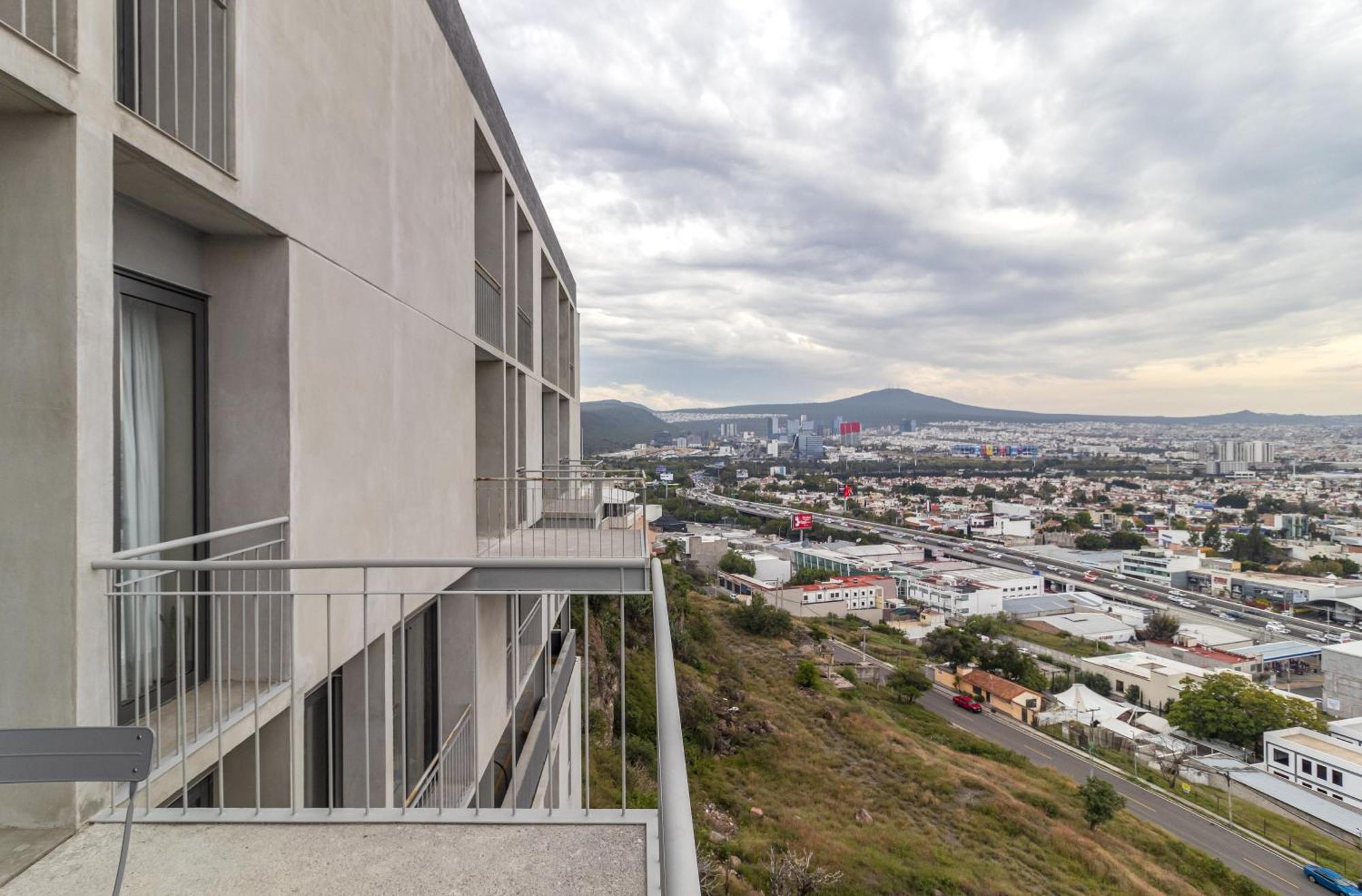 Departamentos Y Suites Indigo Querétaro Esterno foto