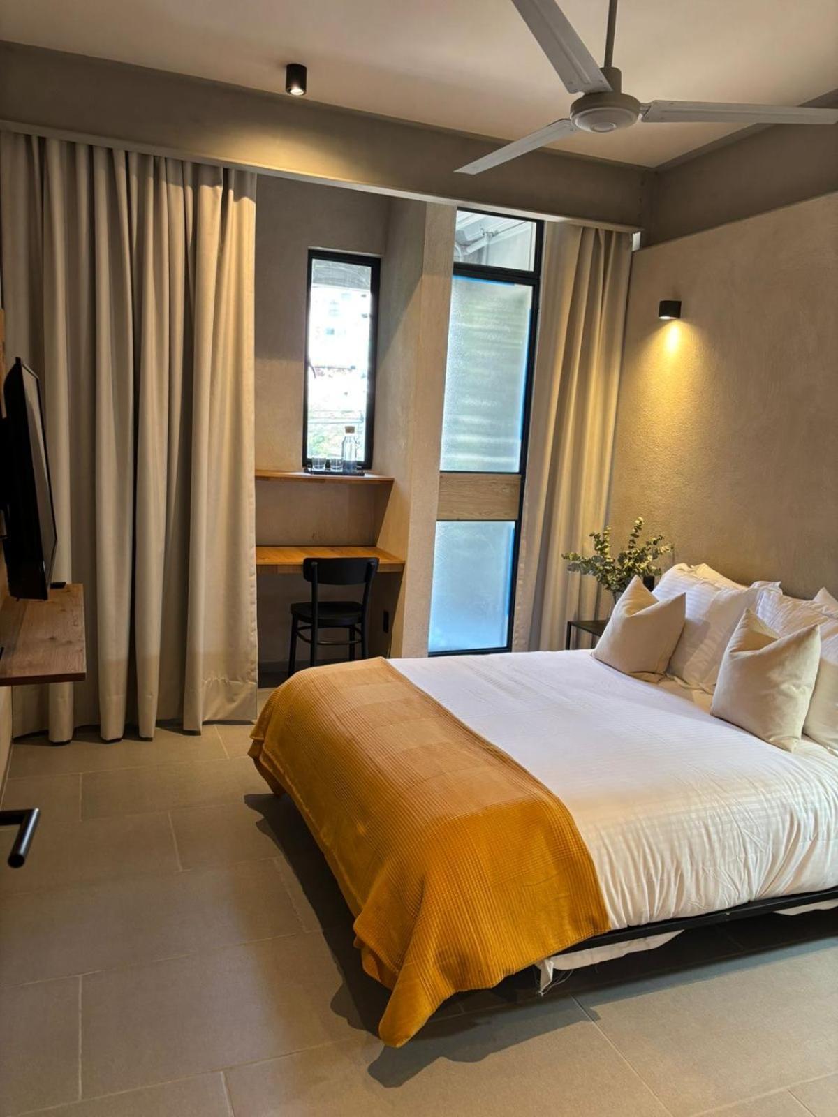 Departamentos Y Suites Indigo Querétaro Esterno foto